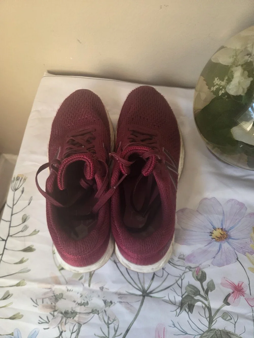 New Balance Women's Burgundy Fresh Foam Arishi WARISPM2 Running Shoes 6
